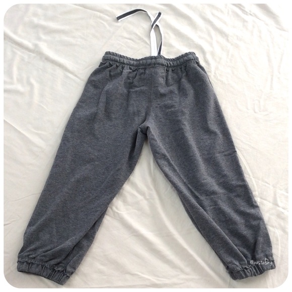 cropped sweatpants - Picture 3 of 4