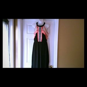 Tribal-themed maxi dress