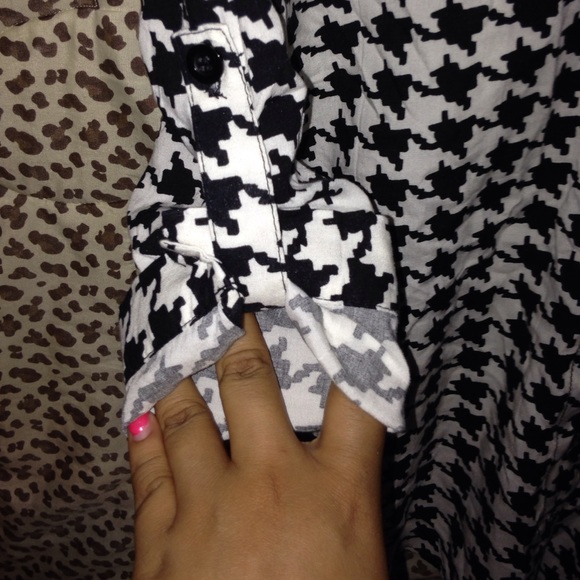 Pattern Button Down - Picture 4 of 4