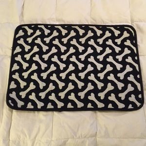 Dog dish mat