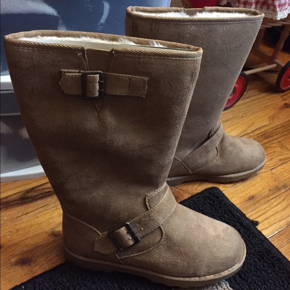 SO Shoes - NWOT SO Tan Tall Boots Size 9