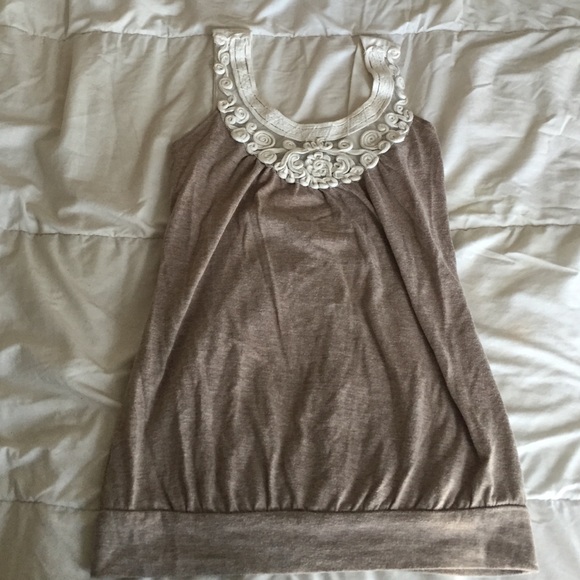 Light brown tank