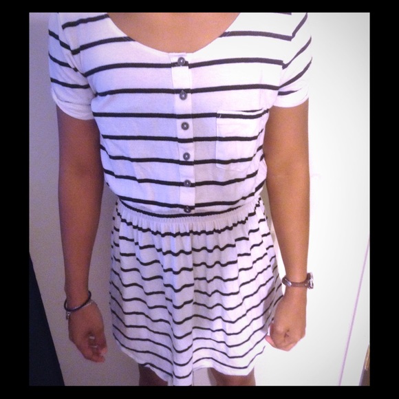 Black and white sun dress