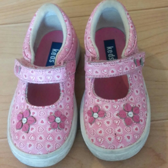 Toddler shoes - Picture 1 of 2