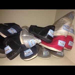 Toms