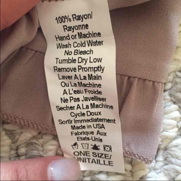 SOLD Brandy Melville blush vodis - Picture 3 of 3