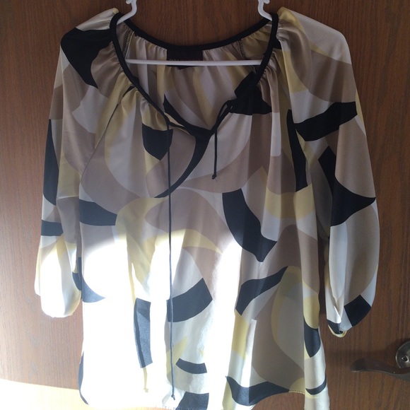 Dana Buchnan top