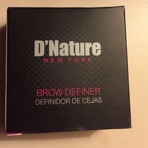 Eyebrow fill in and stencil