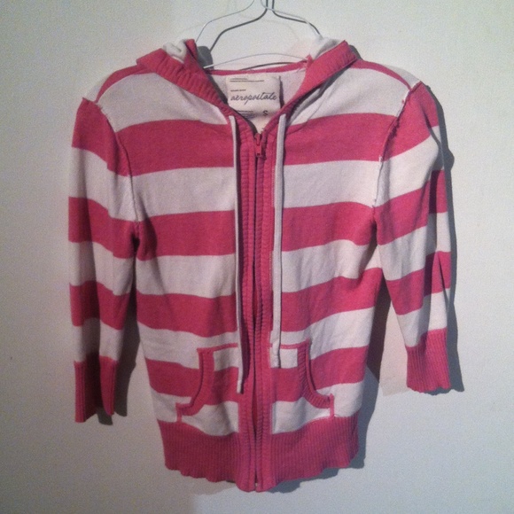 3/4 sleeved Aeropostale sweater