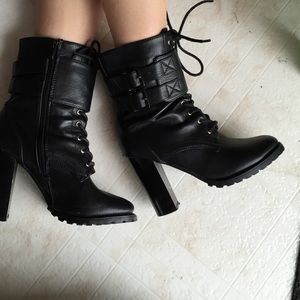 Ankle boots