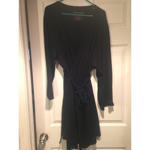 Lane Bryant Cacique Robe