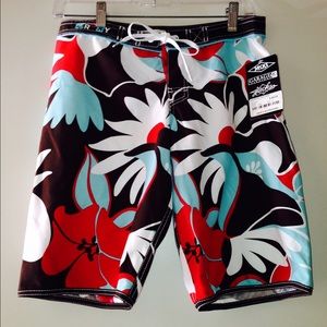 🔴NWT Roxy boardshorts