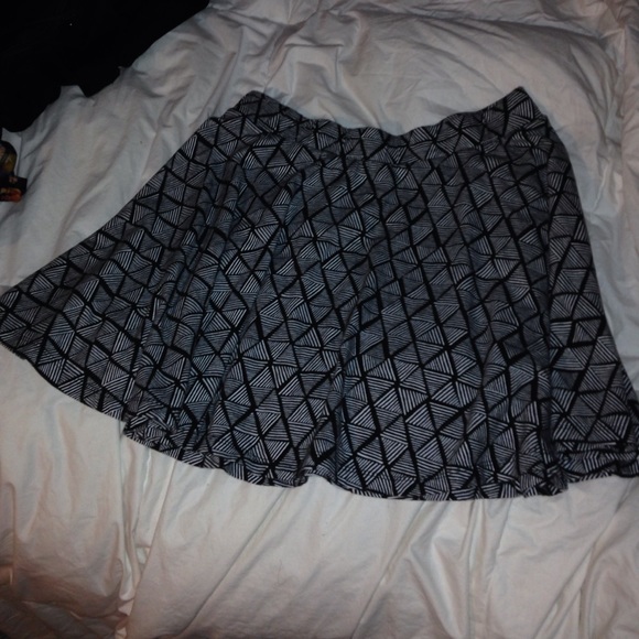 Tribal print skirt - Picture 1 of 2