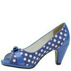 Blue polka dot open toe pumps