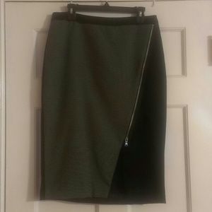 Worthington Skirts - Hot Item! Worthington Envelope Skirt with Zipper Worthington Skirts - Hot Item! Worthington Envelope Skirt with Zipper