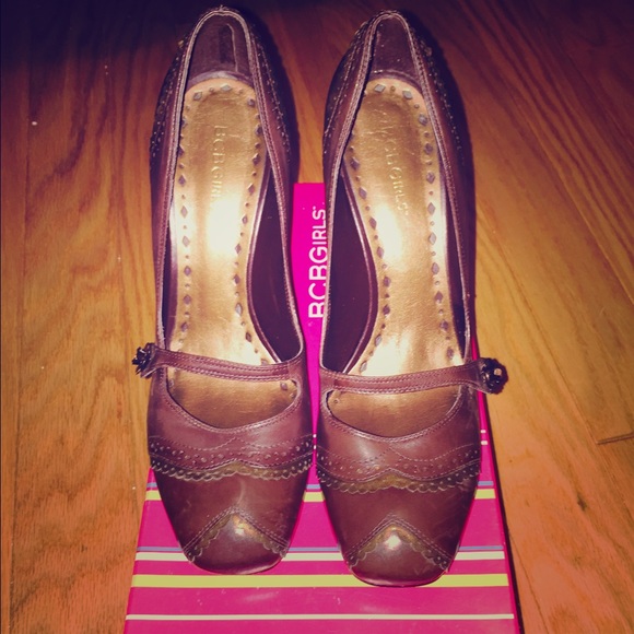 Women BCBG Heels.  Size 9.