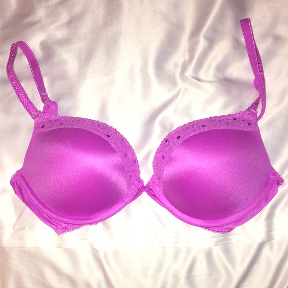PINK ultimate push up bra