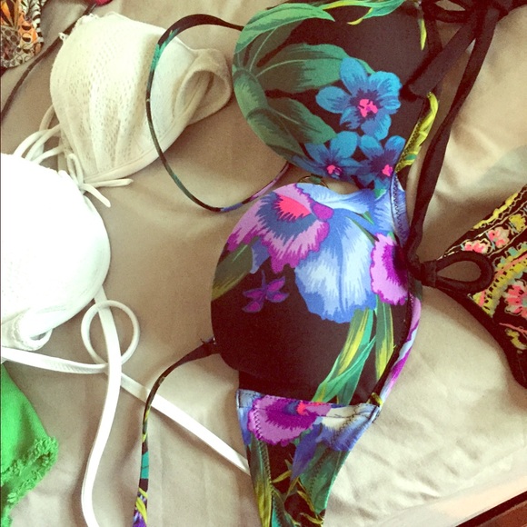 32 b bathing suit multi way top - Picture 1 of 1