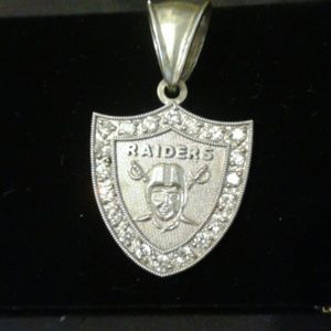 Raiders silver(pre-owned)
