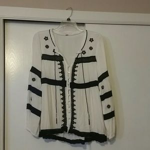 Free people off white and black top