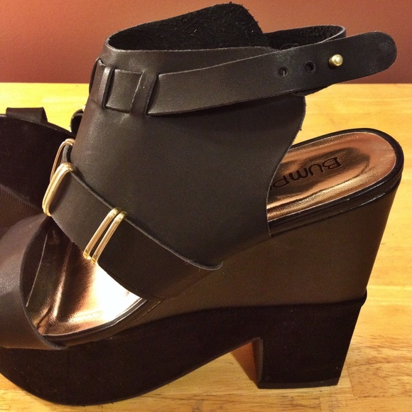 NEW Black suede & Grey faux leather pump SIZE 9 - Picture 3 of 4