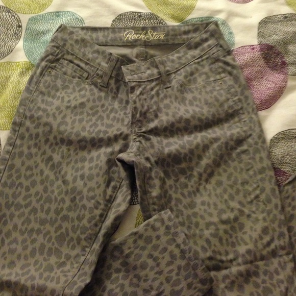 Old Navy "Rockstar" leopard print skinny pants.