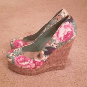 Floral teal cork wedges NWOT