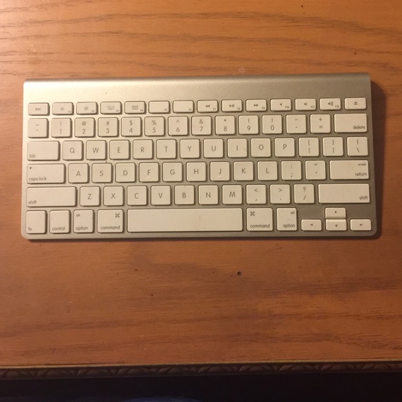 Apple Wireless Keyboard