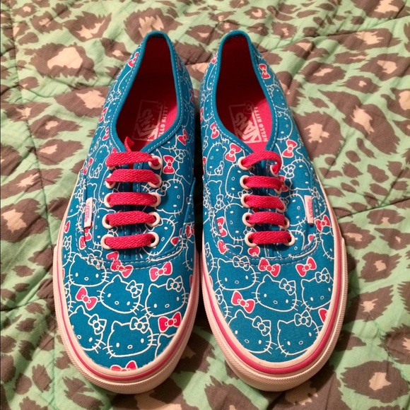 Hello Kitty Vans!