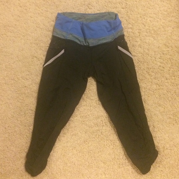 black lululemon crops and shorts