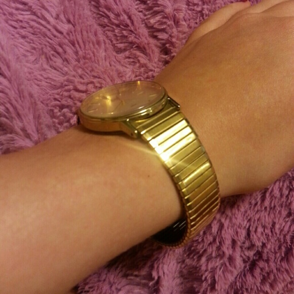 ♡SOLD♡ - Picture 2 of 2