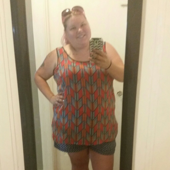 Looooong Aztec Sheer Tank - Picture 4 of 4