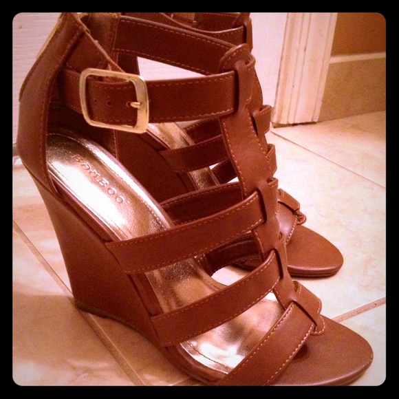 Cognac wedges, barely worn, size 7. Zipper up back