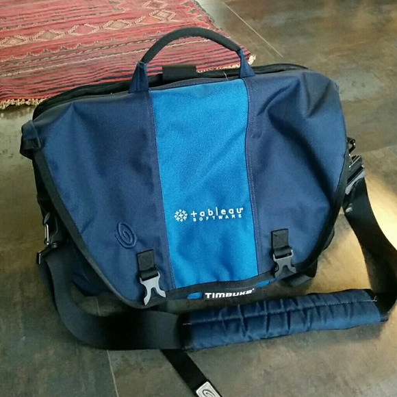 Laptop bag
