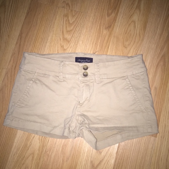 **SOLD** American Eagle Khaki Shorts - Picture 1 of 4