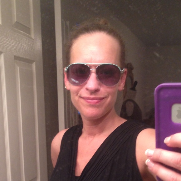 SOLD❗️Steve Madden Mint & Silver Aviators NWOT - Picture 4 of 4