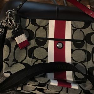 Authentic coach purse smoke free