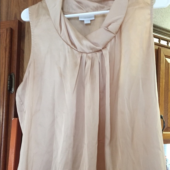 New York & Company Tops - 🎀Champagne sleeveless top!