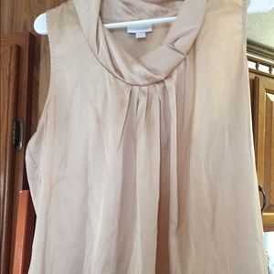 🎀Champagne sleeveless top!