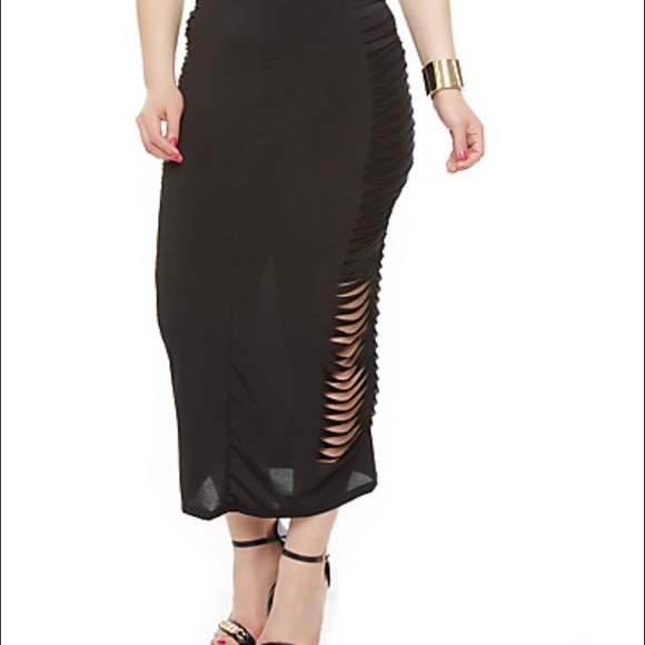 Black shredded skirt NWOT - Picture 1 of 1