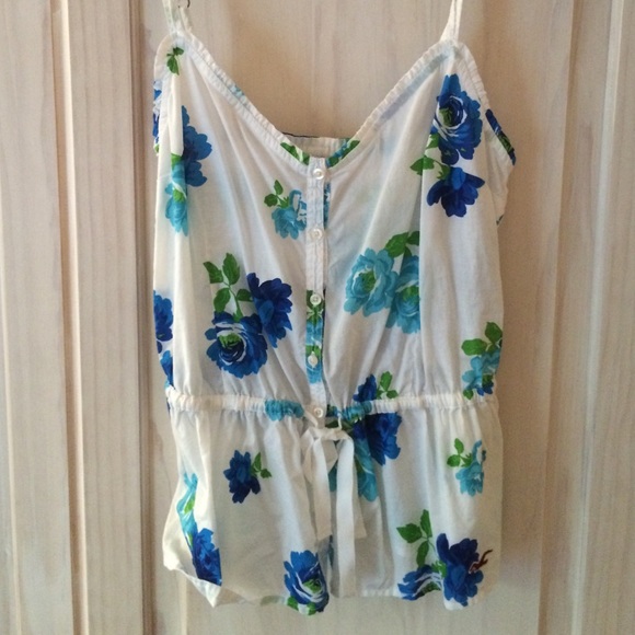 Hollister Tops - Blue floral tank top