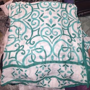 Tommy Bahama Blanket scarf / shall