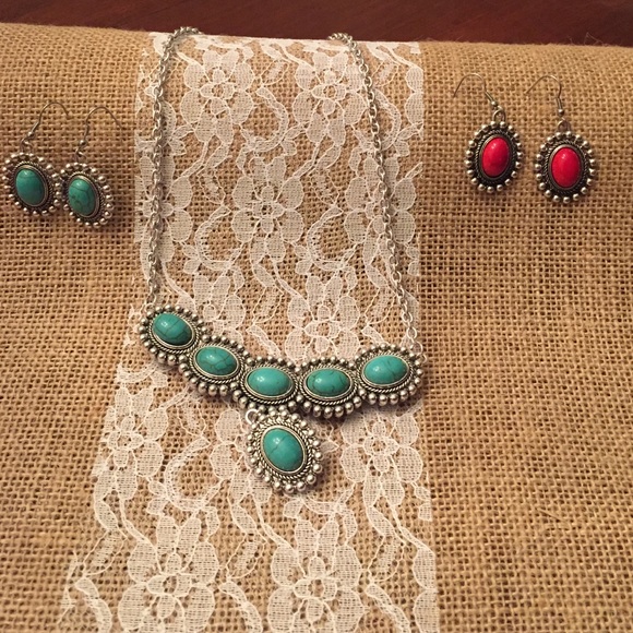 REVERSABLE RED & BLUE HOWLITE SET - Picture 2 of 4