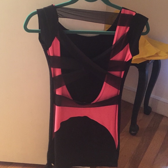 black and pink dress - Picture 2 of 3
