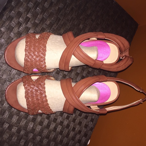 🚫Sold🚫 Camel Faux Leather Wedge Heel Sandals