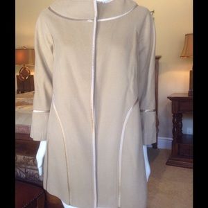 Ellen Tracy Coat   ‼️SALE‼️