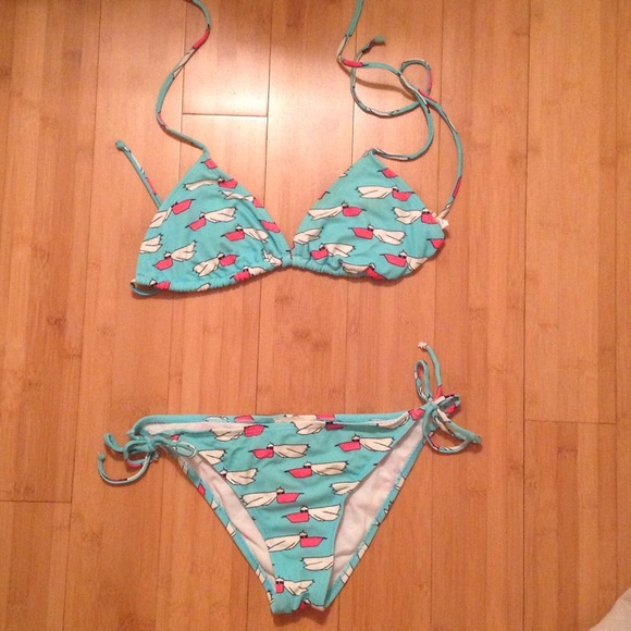 Billabong bikini top and bottom