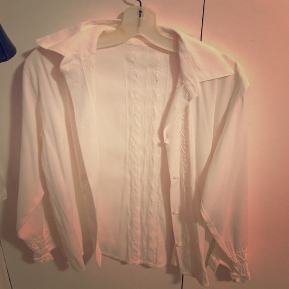 White dress shirt.