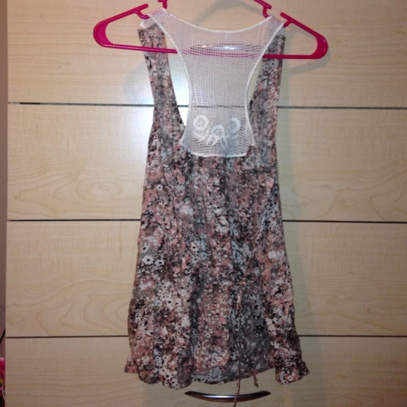 Tank top - Picture 2 of 3
