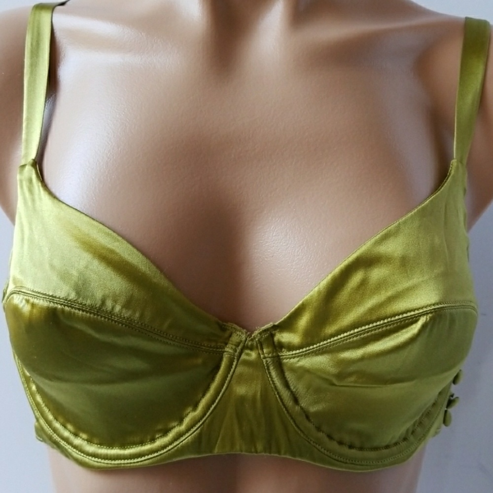 Victoria Secret Demi bra size  34C